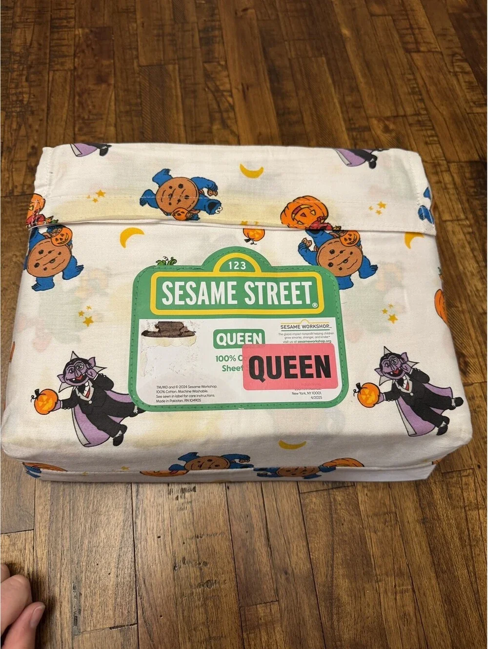 Sesame Street Halloween Queen Sheet Set 100% Cotton 4pc Elmo Cookie Monster READ